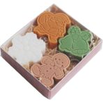 Set 4 Lumanari Parfumate, Embo, Tema Craciun, din Parafina, 10.2 x 9.1 x 2.7 cm, Multicolor