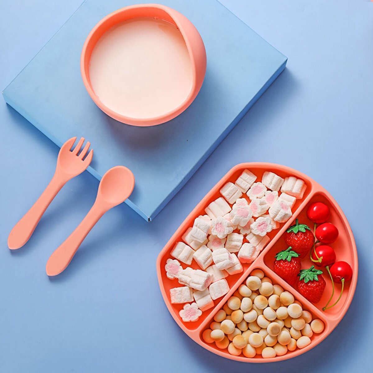 Set 5 piese diversificare bebelusi si copii din silicon Embo, baveta, farfurie compartimentata cu ventuza, bol cu ventuza, tacamuri, fara alergeni, roz - imagine 2