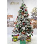 Set brad artificial de Craciun si elemente decorative, nins, decorat cu conuri pin, pentru interior/exterior, inaltime 210 cm, diametru 131 cm, 630 ramuri, Embo, alb/verde, suport metalic inclus - imagine 2