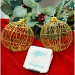 Set de 3 ornamente de brad, Embo, de tip Glob, Auriu, cu Ã¸ de 10 cm, din metal, cu finisaj sclipitor , cutie  10  cm adancime x 30  cm lungime x 10  cm inaltime - imagine 10