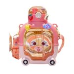 Sticla cu pai pentru copii, Embo, model ursulet, gradata, stickere aplicate, curea reglabila, din plastic rezistent la cadere, 1l, Roz, 20 x 13 cm