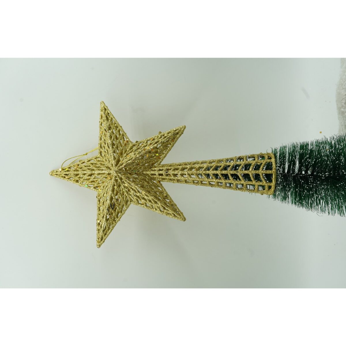 varf-decorativ-de-brad-auriu-in-forma-de-stea-cu-model-decupat-din-plastic-metal-18-cm-x-26-cm-inter-61f134c621ccf Varf decorativ de brad, Auriu, in forma de Stea, cu model decupat, din Plastic/Metal, 18 cm x 26 cm, Interior/Exterior, Embo - imagine 2